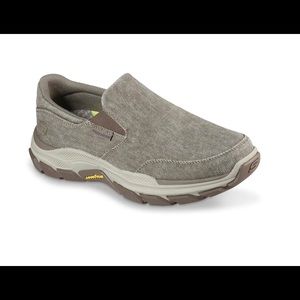 GOODYEAR RELAXED FIT: RESPECTED FALLSTON SLIP-ON